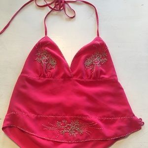 💜 3 for $15 Adorable pink jeweled JLO crop top